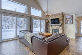 46 Impasse - Lac Superior Getaway 3BR Home w Hot Tub